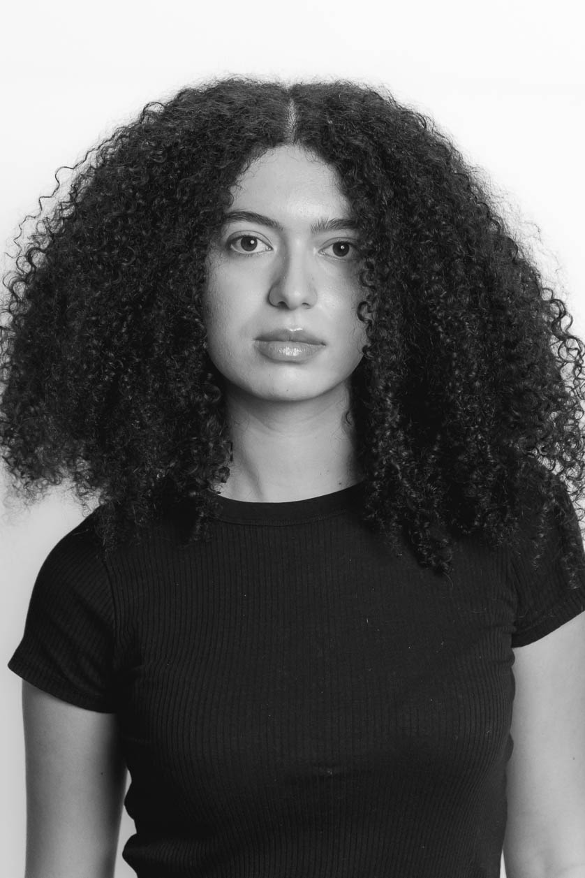 model profile picture